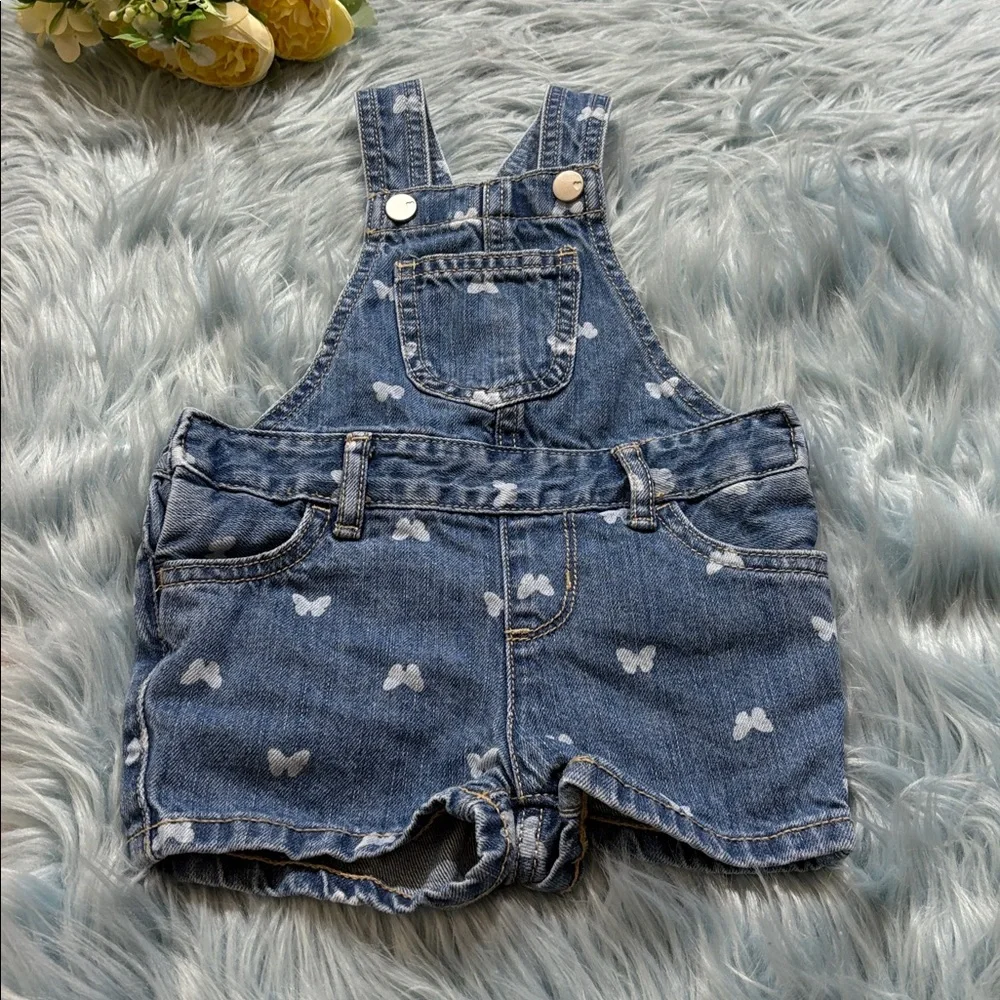 The Children’s Place Denim Heart Short Overalls Sz 6-9months